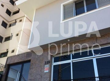 Casa · 240m² · 3 Quartos · 3 Vagas · Sobrado com 3 dormitórios sendo 1 suíte para locação no Jardim São Paulo!