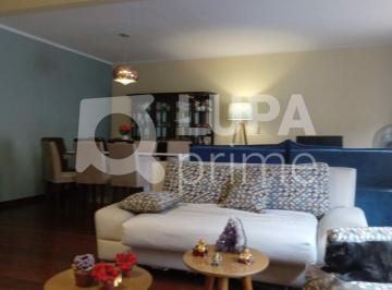 Casa · 300m² · 4 Quartos · 12 Vagas · Casa com 4 dormitórios sendo 2 suítes à venda no Imirim!