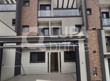 Casa · 130m² · 3 Quartos · 2 Vagas · Sobrado com 3 dormitórios sendo 3 suítes á venda em Santana