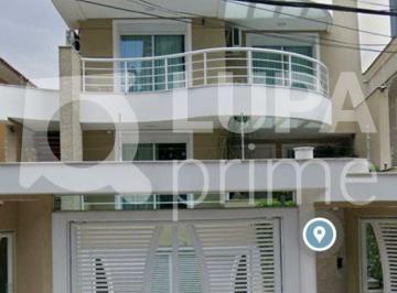 Casa · 791m² · 4 Quartos · 16 Vagas · Sobrado com 4 dormitórios sendo 3 suítes á venda na Água Fria