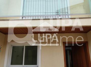 Casa · 150m² · 3 Quartos · Sobrado com 3 suítes à venda na Água Fria