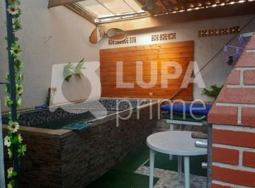 Casa · 180m² · 3 Quartos · 2 Vagas · Sobrado com 3 dormitórios sendo 1 suíte á venda no Jardim Virginia Bianca