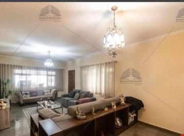 Foto 05 · Sobrado de 210 m² a venda no São Lucas, com 3 dormitórios, sendo 1 suíte, 3 banheiros, cozinha plane
