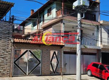 Casa · 250m² · 7 Quartos · 4 Vagas · sobrado no Jardim Santa Paula com 4 casas independentes