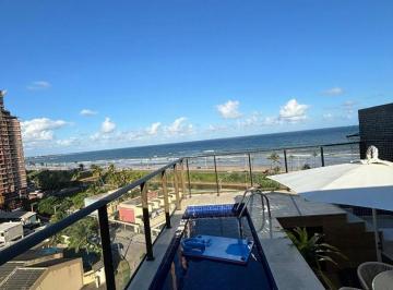 6906ffcbe2b275e3bcdab4581b8700a681f9a585 · Cobertura à venda com vista para o mar e orientação nascente. Condomínio Blue Ocen
