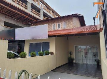 1de68cbb75a47155173bfea7ef1601e3ec40ba24 · Casa com 4 dormitórios à venda por R$ 2.000.000,00 - Centro - Biguaçu/SC