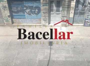 Comercial · 269m² · Galpão -  / Comercial / Centro