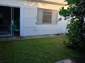 Casa de 1 quarto, Itanhaém · CASA COM 1 QUARTO PRÓXIMO A PRAIA 