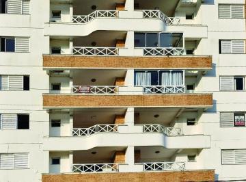 Apartamento · 119m² · 3 Quartos · 2 Vagas · Apartamento 3 quartos, sala, cozinha, 2 banheiros, 2 vagas de garagem, lavanderi