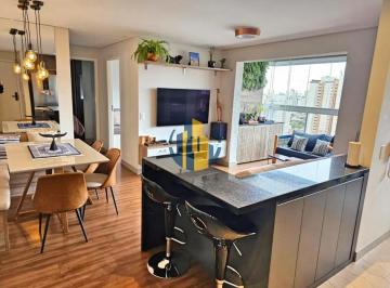 Apartamento de 2 quartos, São Paulo · APARTAMENTO FINAMENTE DECORADO E PRÓXIMO DO METRÔ