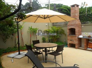 Casa · 244m² · 3 Quartos · 4 Vagas · Casa térrea em condomínio fechado