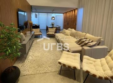 Casa de 4 quartos, Senador Canedo · CASA TERREA 200MT 4 QUARTOS SENDO 2 SUITES JARDIM VENEZA