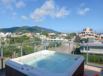 Apartamento · 119m² · 2 Quartos · 1 Vaga · Chez Soleil Residence - Cobertura com vista para o mar - Campeche, Florianópolis/SC