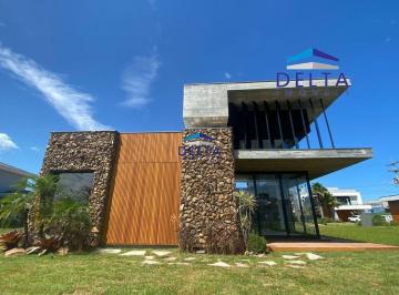 Item · Casa alto padrão à venda em condomínio em Torres/RS.