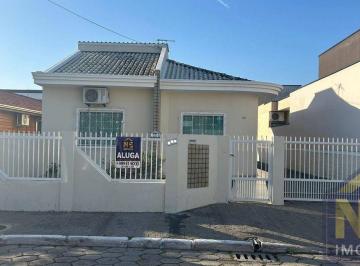 Casa · 2 Quartos · 2 Vagas · Casa no bairro São João em Itajaí Santa Catarina