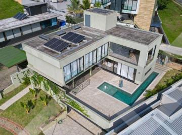 a0fd870deae4692bfae4bc91565326fa0af82155 · Casa com 4 dormitórios à venda, 500 m² por R$ 4.000.000,00 - Resindecial Itahyê (Alphaville) - Santa