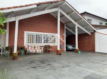 Casa · 420m² · 3 Quartos · 6 Vagas · 
                                Casa em Peruíbe
                            