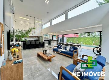 Casa · 250m² · 4 Quartos · 4 Vagas · Venda | Linda Casa Térrea no Costa Nova