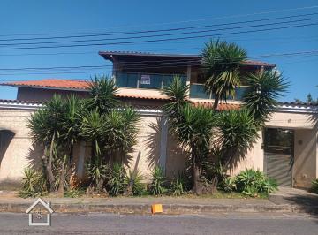 Casa · 450m² · 4 Quartos · 4 Vagas · Casa Alto Padrão no bairro Álvaro Camargos, Belo Horizonte/MG