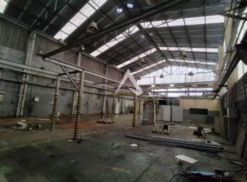 PHOTO2024042510341811.jpg · Comercial para Aluguel em Santo André/SP - 2 Dorm. 826 m2 Área Útil