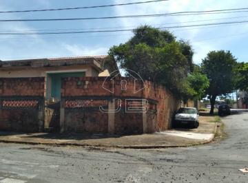 Foto 02 · Casa a venda no Jardim Pacaembu, Campinas, SP.
