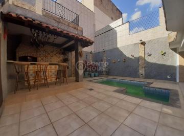 Casa · 224m² · 4 Quartos · 4 Vagas · Sobrado de 224m² à venda no bairro Saúde, 3 suítes e 5 vagas