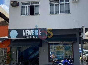 Casa · 420m² · 3 Quartos · 1 Vaga · Vendo Casa com Ponto Comercial 