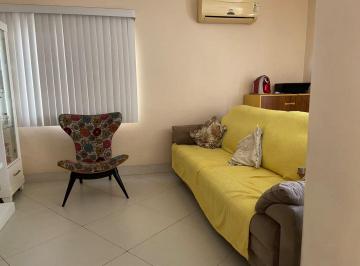 Casa · 120m² · 3 Quartos · 2 Vagas · Ótima residência a poucos minutos da rua principal