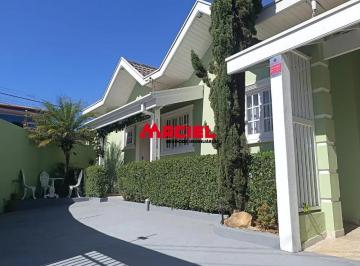 Casa · 260m² · 3 Quartos · 3 Vagas · Excelente Casa no Bosque dos Ipes