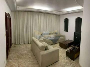 Casa · 303m² · 4 Quartos · 4 Vagas · Sobrado com 4 Suítes para Comprar, 234m² - Utinga, Santo André/SP.