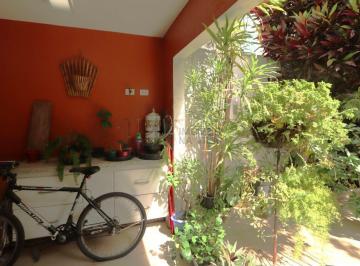 imoveis-na-vila-sobrado-4-dormitórios-2-suites-2-vagas-quintal · Sobrado com 4 dormitórios sendo 2 suites, 2 vagas e quintal arborizado