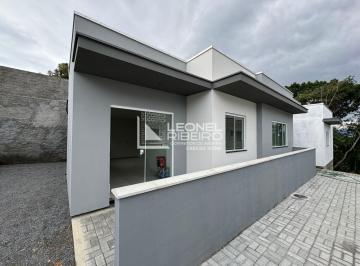 Casa · 55m² · 2 Quartos · 2 Vagas · Casa com 2 dormitórios à venda, 55,60m² no bairro Araponguinhas em Timbó - SC