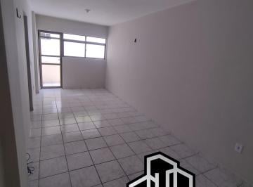 Apartamento de 2 quartos, Campina Grande · Alugo apartamento com dois quartos e Varanda na prata, próximo a UFCG
