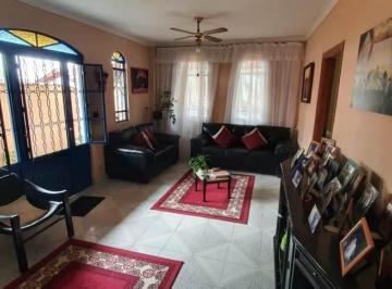 Casa · 280m² · 3 Quartos · 4 Vagas · UMA ÓTIMA CASA NO BOM RETIRO NUM TERRENO DE 1.113M²