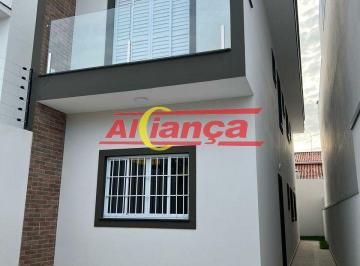 Casa · 115m² · 3 Quartos · 2 Vagas · Sobrado à venda em Arujá com 3 suítes e área gourmet 114,80m² de área construída