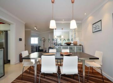 Casa de 4 quartos, Curitiba · Jardim Social: Casa com 4 suítes, 4 vagas com 241m² em condomínio.
