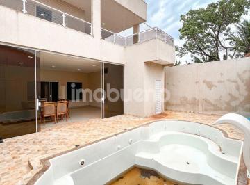 gqnfzkq2ntmyztk1zjc2njni_md · Sobrado com 4 suítes e closet, Localizado na Formosinha. R$1.100.000,00