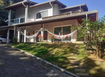 87e11fc6d10686dc936041cd1c74aea3.jpg · Sobrado de 304m² com 2 quartos