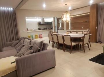 Casa · 195m² · 4 Quartos · 5 Vagas · Sobrado com 4 quartos à venda, Condomínio Village Paradiso II - Uberlândia/MG