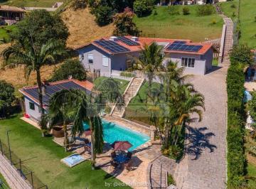 Foto 01 · Casa de luxo em condomínio à venda em Vinhedo-SP - 4 quartos, 4 suítes, 3 salas, 7 banheiros, 2 vaga