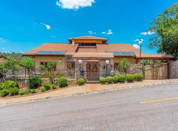 Foto 01 · Luxuosa casa em condomínio à venda em Vinhedo-SP, bairro Caixa D´água, 4 quartos, 4 suítes, 3 salas,
