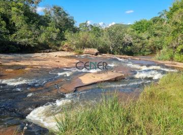 Rural · 48ha · Terreno de 48 ha com lindo conjunto de cachoeiras