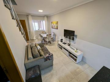 Casa · 80m² · 2 Quartos · 1 Vaga · Vende-se Casa Sobrado Totalmente Reformada e Pronta para Morar na Vila Isa!