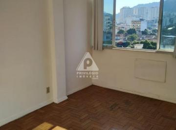 Apartamento · 68m² · 2 Quartos · Apartamento à venda de 2 quartos, rua tranquila, muito próximo a Praça Varnhagem, Shopping Tijuca e