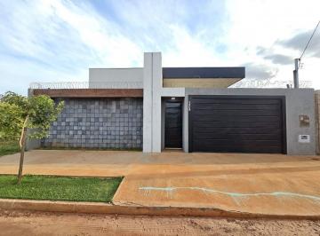 Casa · 158m² · 3 Quartos · Casa 3 quartos prox. ao Ford atacadista av três barras
