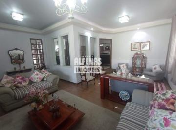 Casa · 220m² · 3 Quartos · 4 Vagas · Casa à venda 3 quartos no Bairro CAMARGOS