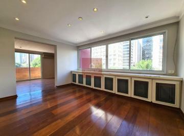 Apartamento · 196m² · 4 Quartos · 2 Vagas · Excelente localização no coração do Itaim, onde é possível fazer tudo a pé