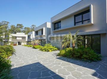 Casa · 580m² · 4 Quartos · 6 Vagas · Casa em Condominio fechado na Chacára Santo Antonio!