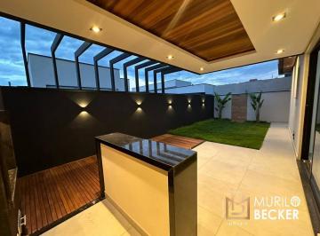 Casa · 150m² · 3 Quartos · 2 Vagas · Casa com 3 suítes no Condomínio Terras do Vale