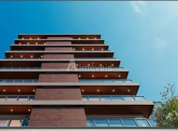 Apartamento · 136m² · 3 Quartos · 2 Vagas · Maravilho Apto na rua Jaragua em Joinville
